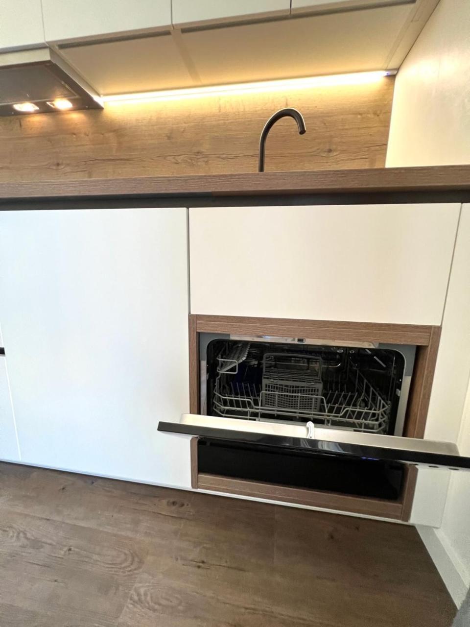 Vila Vera Seafront Apartments Sumartin Εξωτερικό φωτογραφία