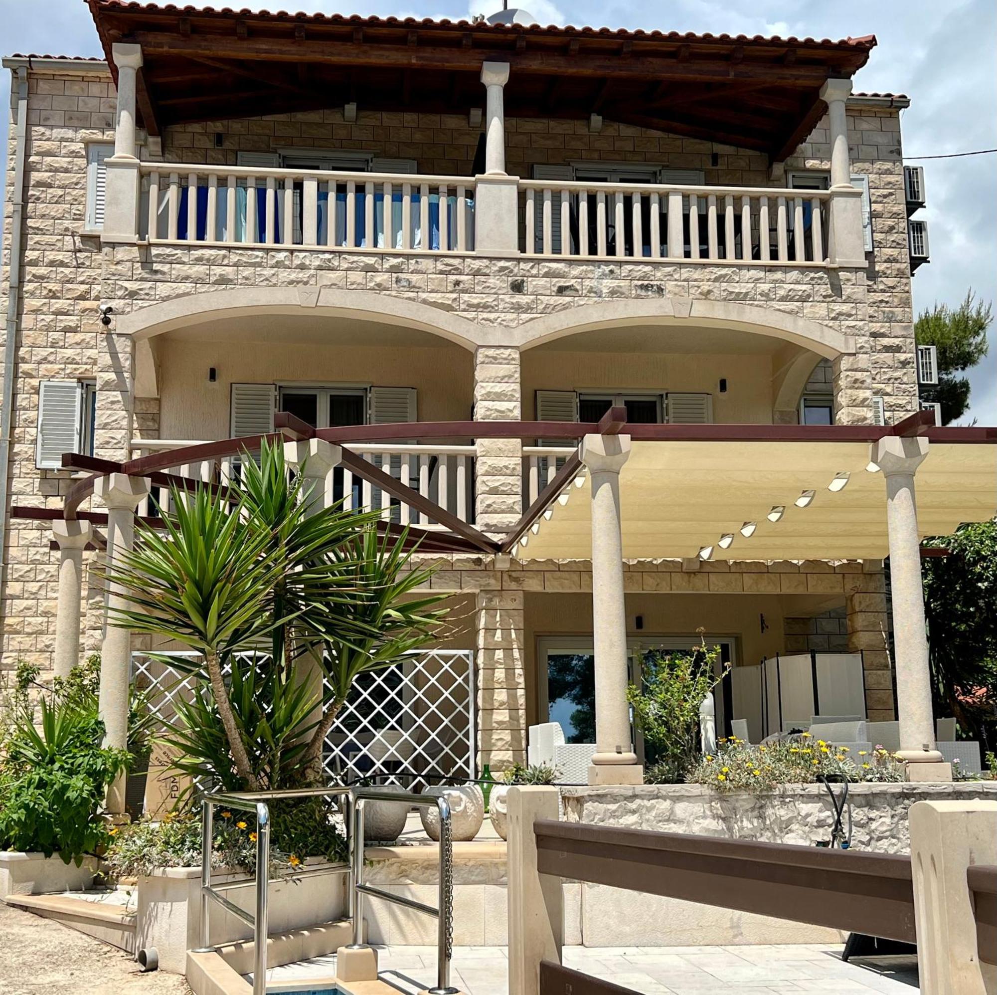 Vila Vera Seafront Apartments Sumartin Εξωτερικό φωτογραφία